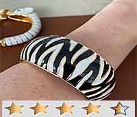 Customer-satisfaction-review--wearing-cuff-bracelet-mayfairtrends